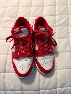 Nike Kids Red and White Low-Top Sneakers